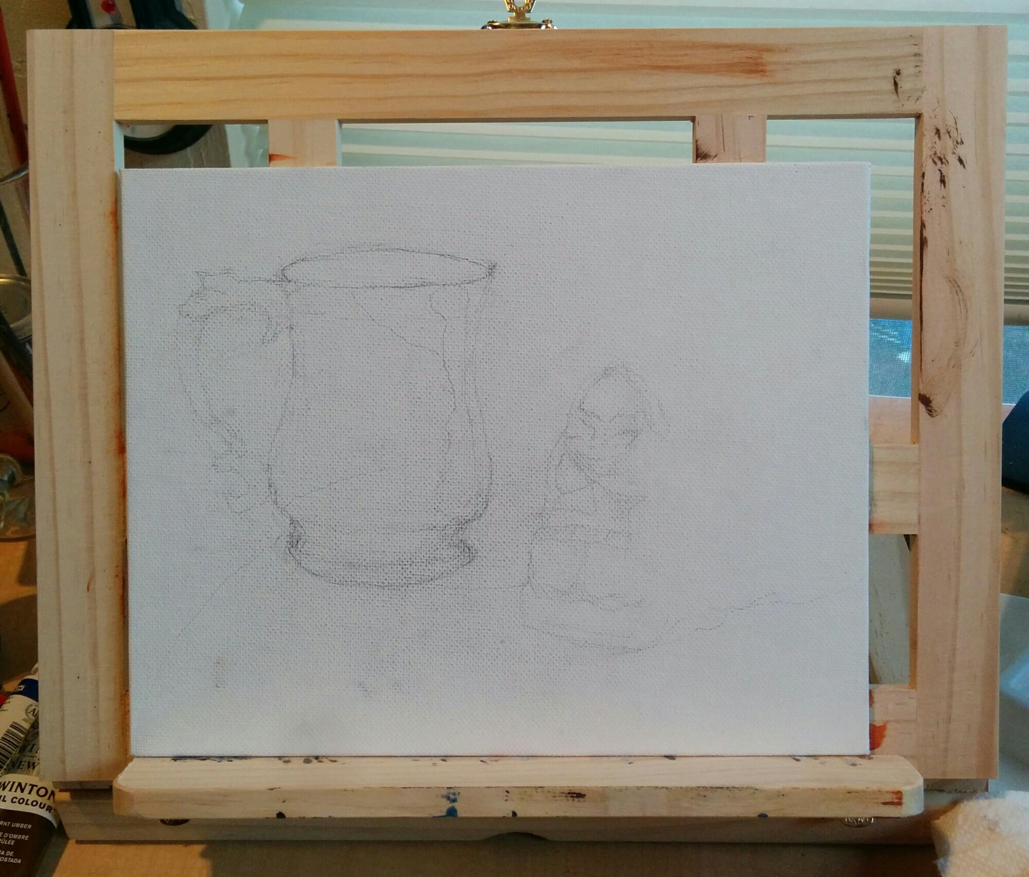 Metal cup and ape bank — image 3